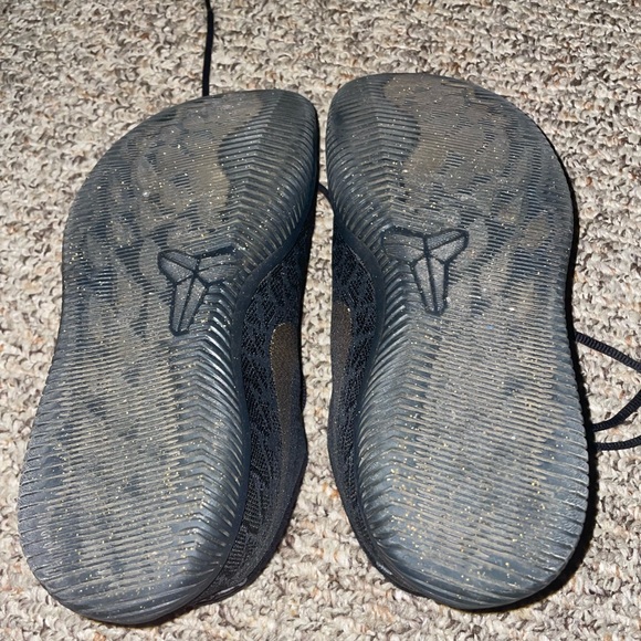 Kobe Mamba Rage “Gold Stars” - Picture 2 of 5